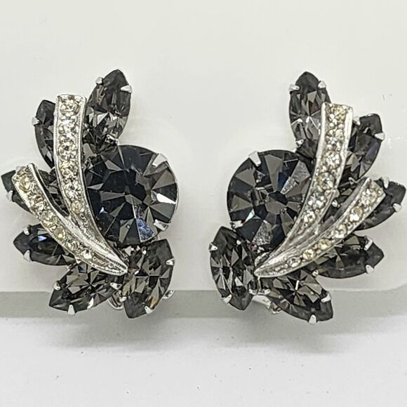 Weiss Black Diamond Rhinestone Necklace, Clip Earrings Rhodium Plating Vintage - Picture 5 of 16